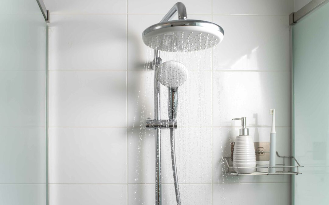 Effective Showering and Care Tips to Prevent Damage and Hair Loss